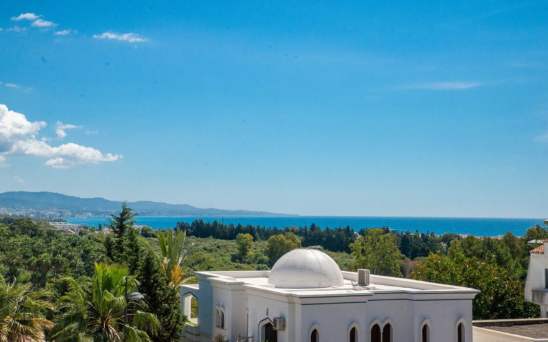 Апартаменты в Нуэва Андалусия, 125 кв.м, с террасой