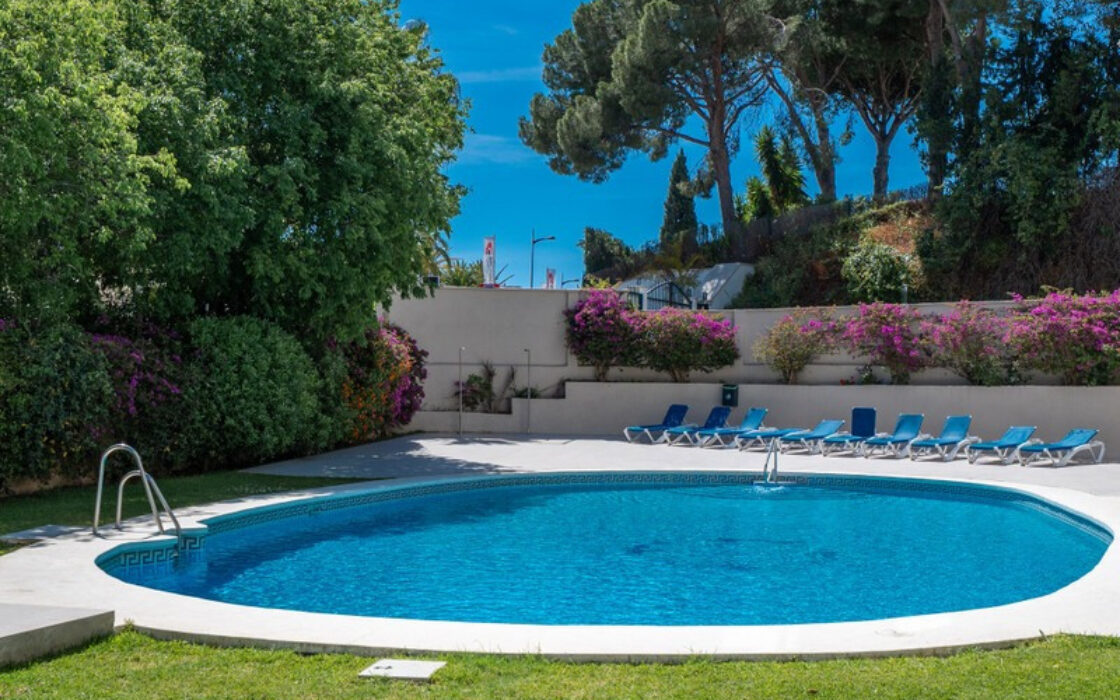 Апартаменты в Нуэва Андалусия, 125 кв.м, с террасой