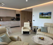 Апартаменты с террасой в Ла Куинта 175 кв.м 4 комнаты