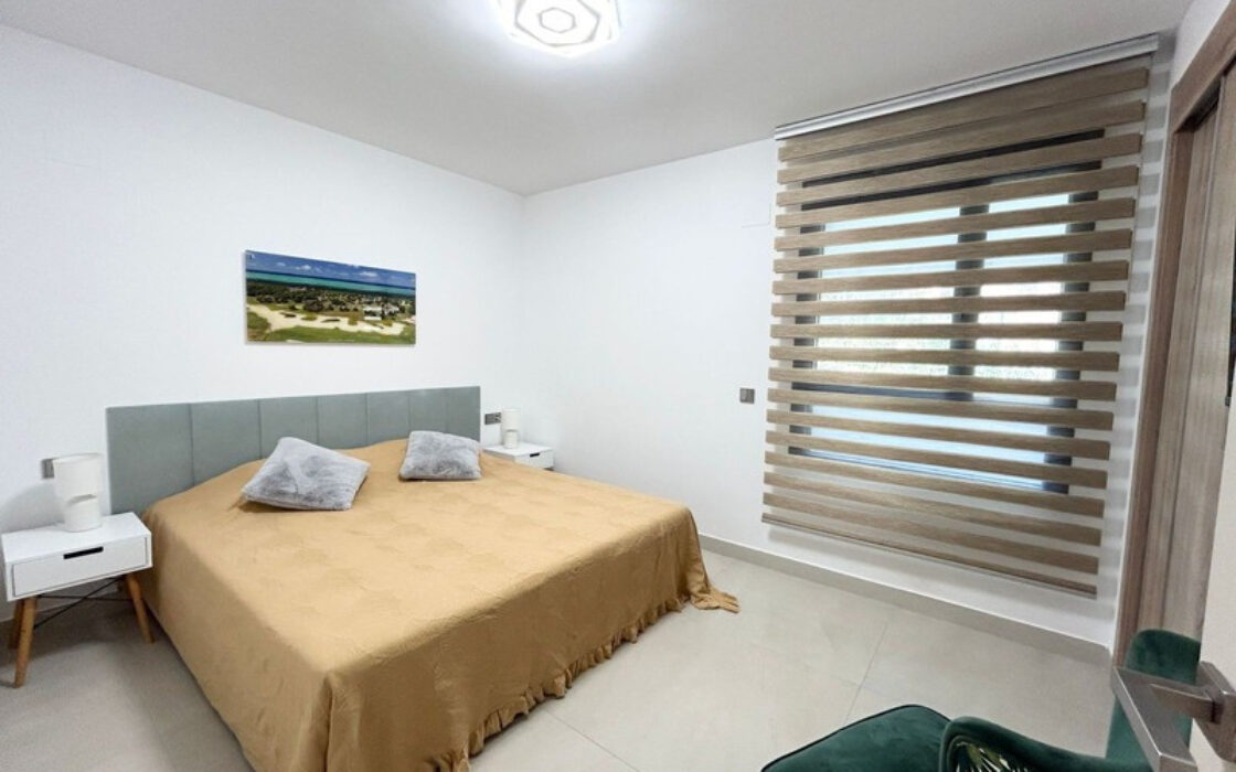 Апартаменты с террасой в Ла Куинта 175 кв.м 4 комнаты