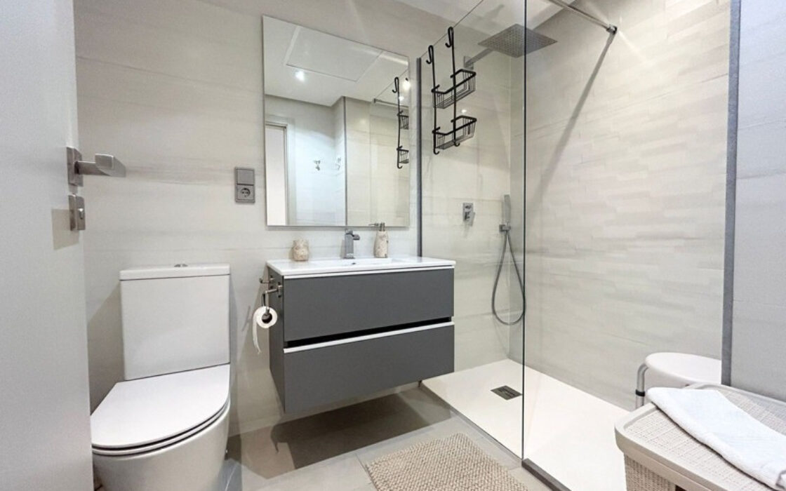 Апартаменты с террасой в Ла Куинта 175 кв.м 4 комнаты