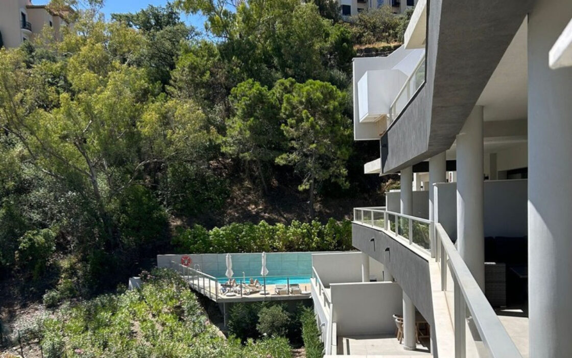 Апартаменты с террасой в Ла Куинта 175 кв.м 4 комнаты