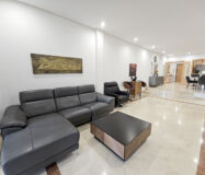 Квартира с террасой в Пуэрто Банус 177 кв.м 4 комнаты