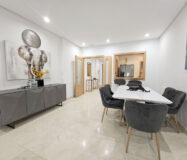 Квартира с террасой в Пуэрто Банус 177 кв.м 4 комнаты