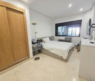 Квартира с террасой в Пуэрто Банус 177 кв.м 4 комнаты