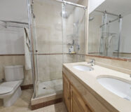 Квартира с террасой в Пуэрто Банус 177 кв.м 4 комнаты