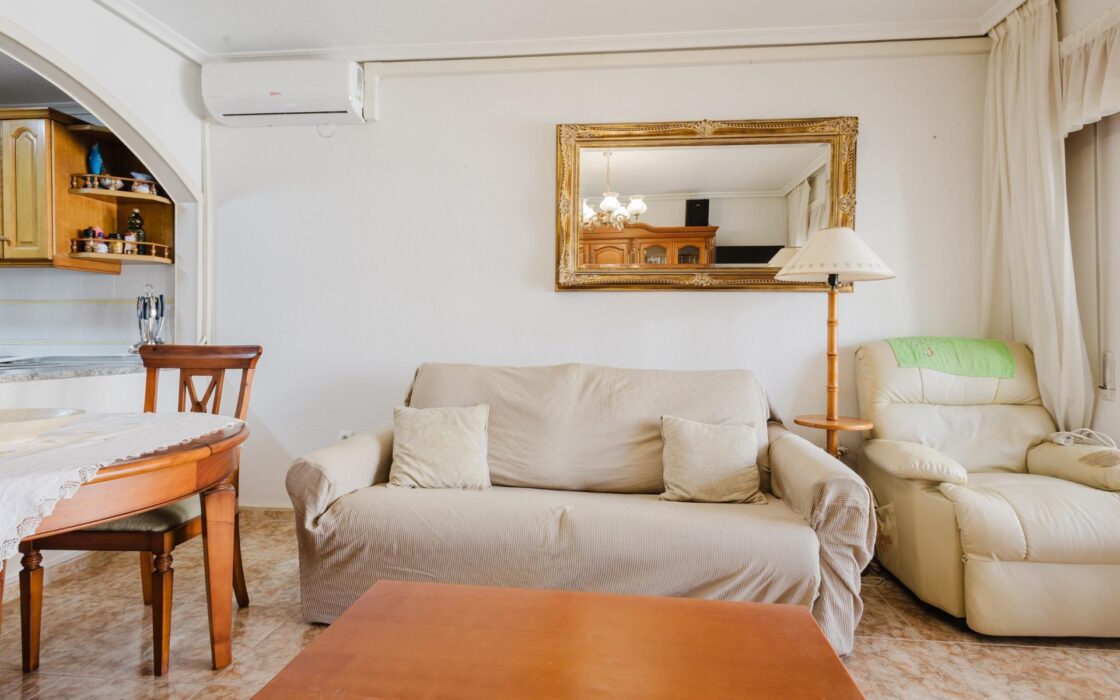 Апартаменты 80 кв.м у моря в Торревьехе, 3 комнаты