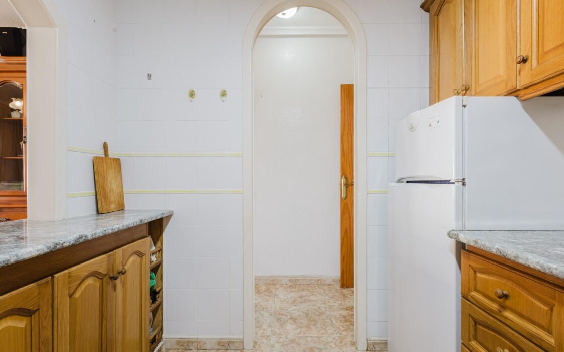 Апартаменты 80 кв.м у моря в Торревьехе, 3 комнаты