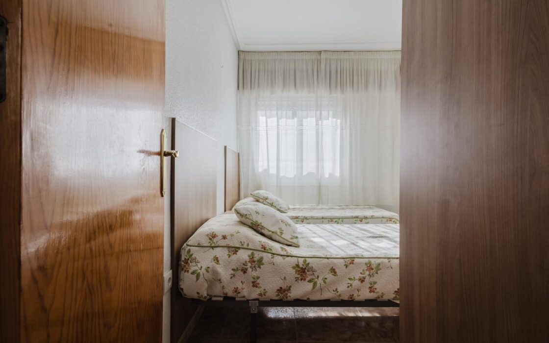 Апартаменты 80 кв.м у моря в Торревьехе, 3 комнаты