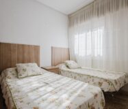 Апартаменты 80 кв.м у моря в Торревьехе, 3 комнаты