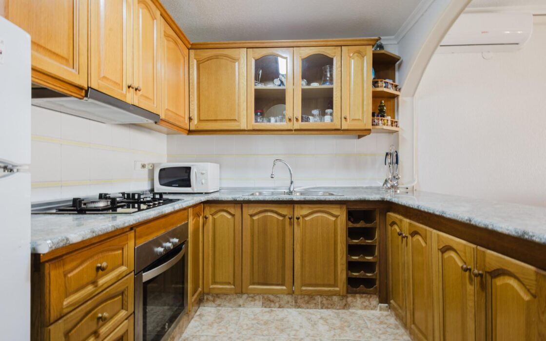 Апартаменты 80 кв.м у моря в Торревьехе, 3 комнаты