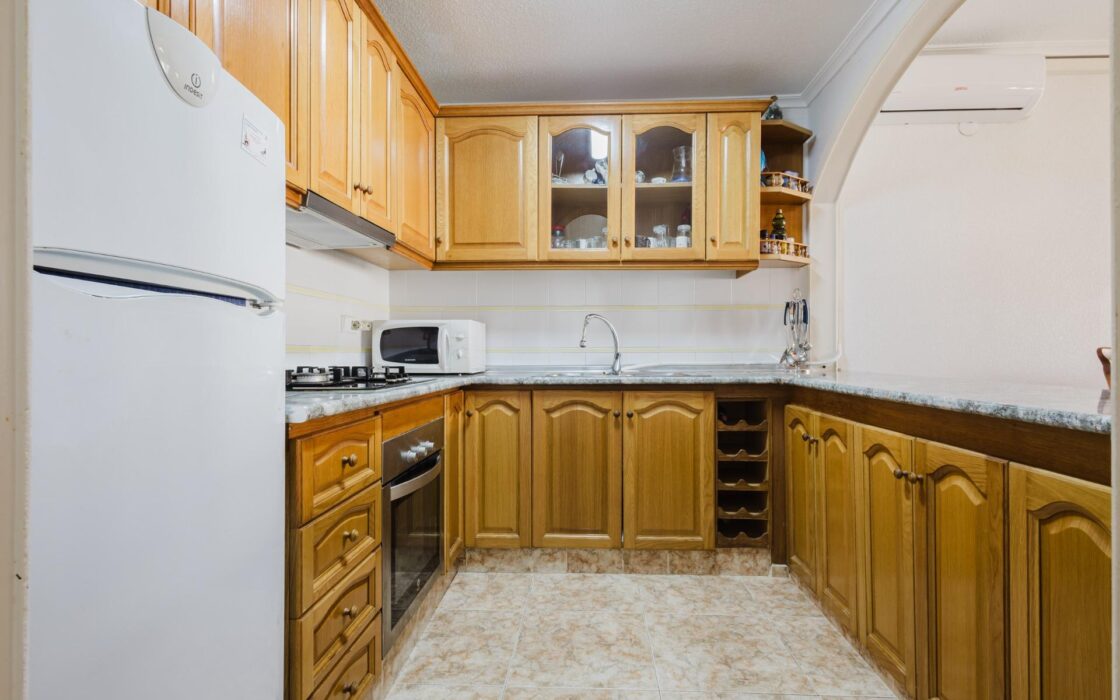 Апартаменты 80 кв.м у моря в Торревьехе, 3 комнаты