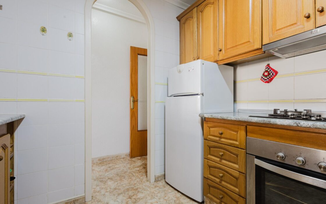 Апартаменты 80 кв.м у моря в Торревьехе, 3 комнаты