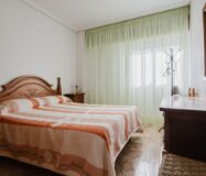 Апартаменты 80 кв.м у моря в Торревьехе, 3 комнаты