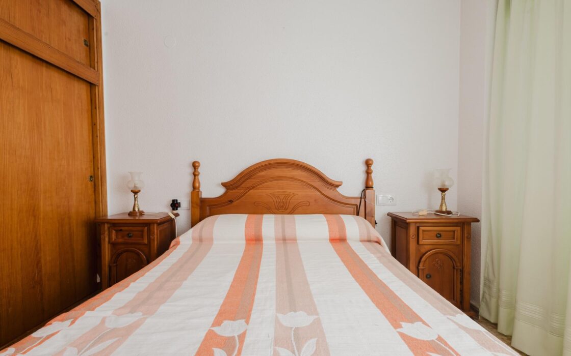 Апартаменты 80 кв.м у моря в Торревьехе, 3 комнаты