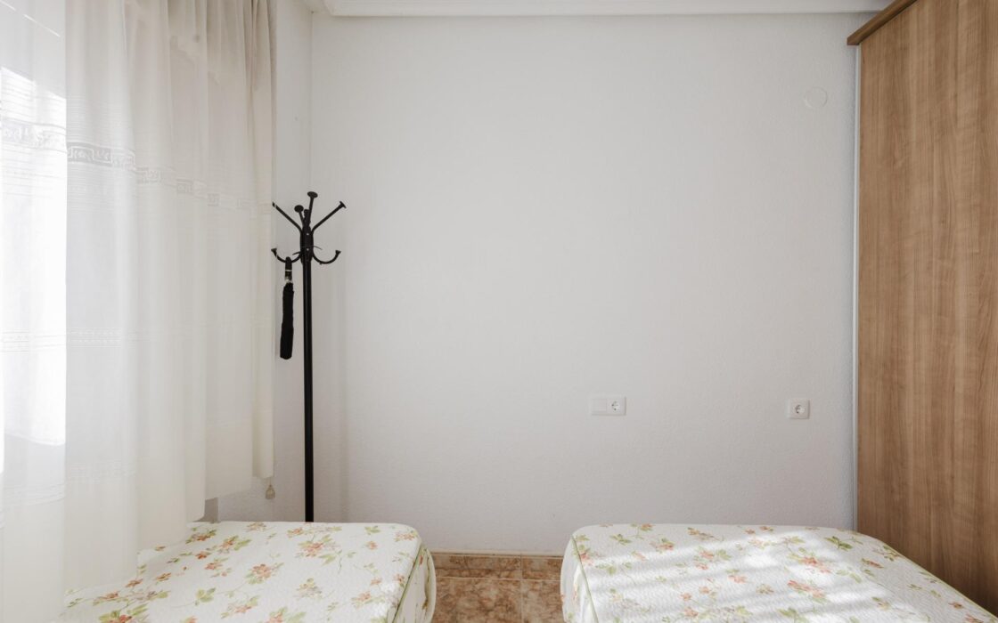 Апартаменты 80 кв.м у моря в Торревьехе, 3 комнаты