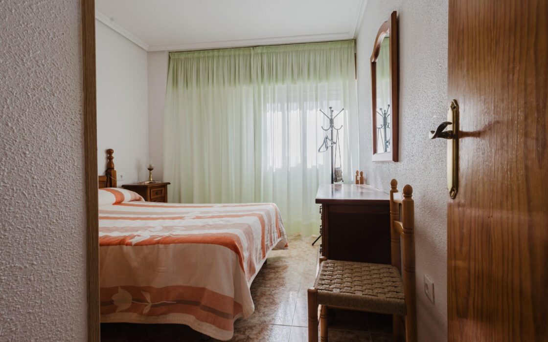 Апартаменты 80 кв.м у моря в Торревьехе, 3 комнаты