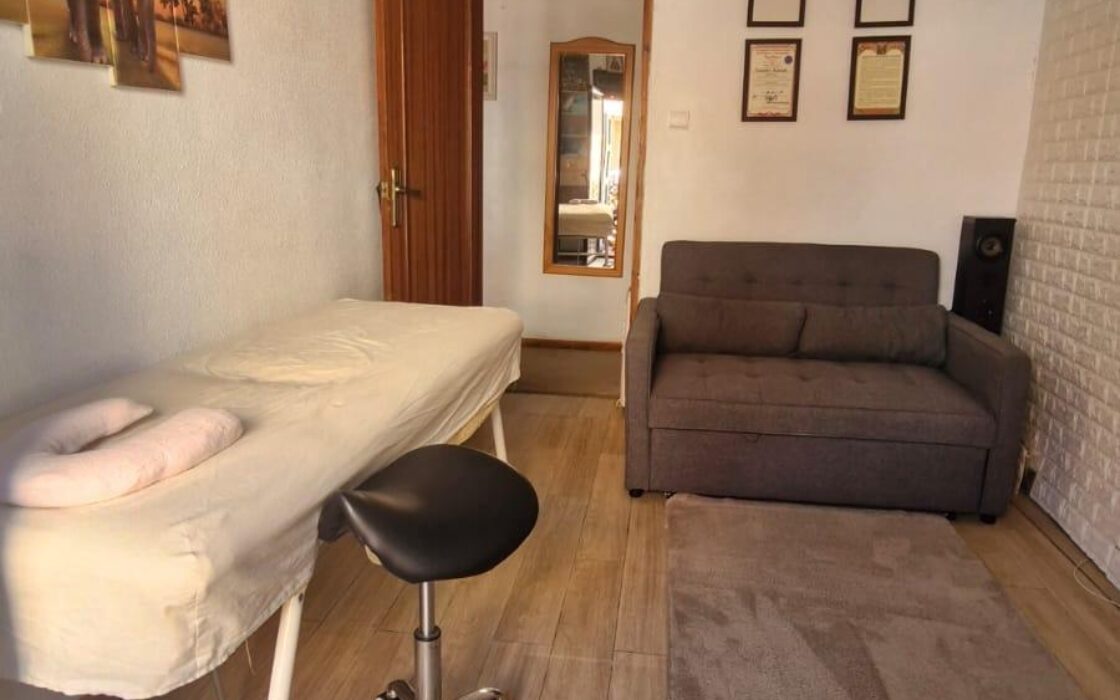 Уютная квартира 95 кв.м в Каролинас Бахас, Аликанте, с террасой