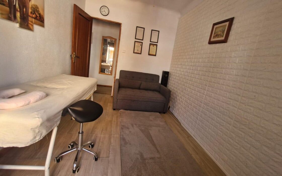 Уютная квартира 95 кв.м в Каролинас Бахас, Аликанте, с террасой