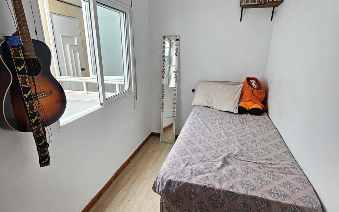 Уютная квартира 95 кв.м в Каролинас Бахас, Аликанте, с террасой