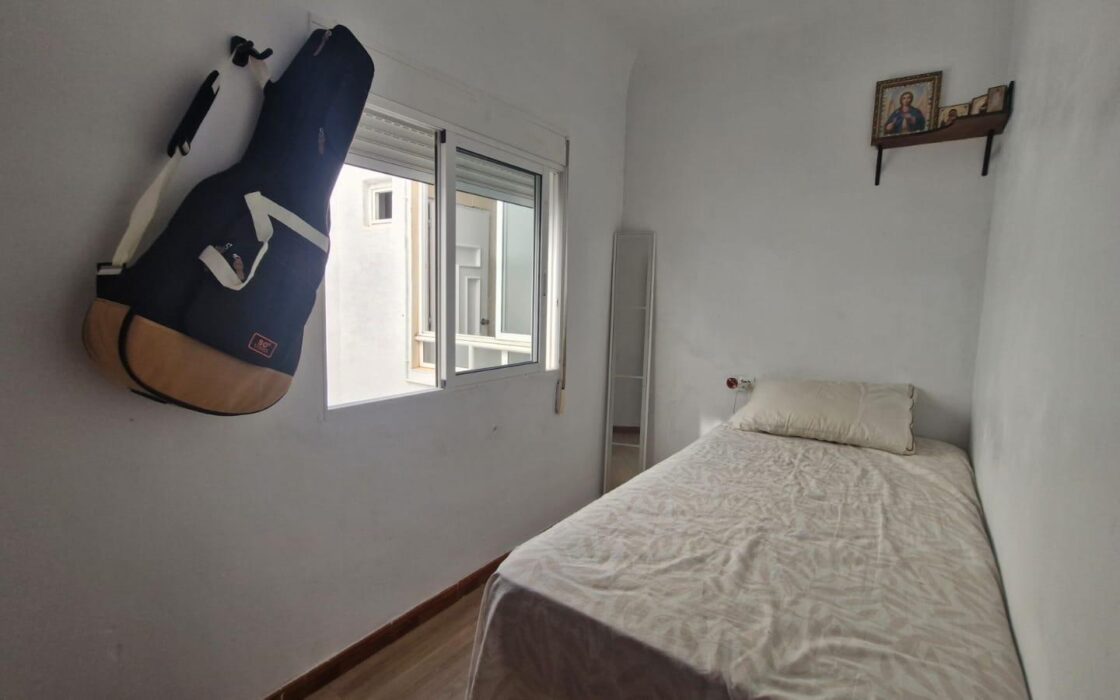 Уютная квартира 95 кв.м в Каролинас Бахас, Аликанте, с террасой