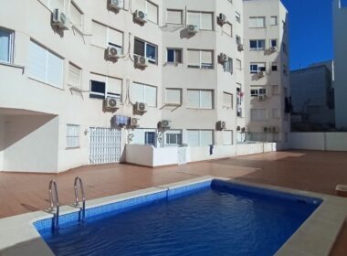 Апартаменты 27 кв.м в Торревьехе, 800 м до моря с террасой