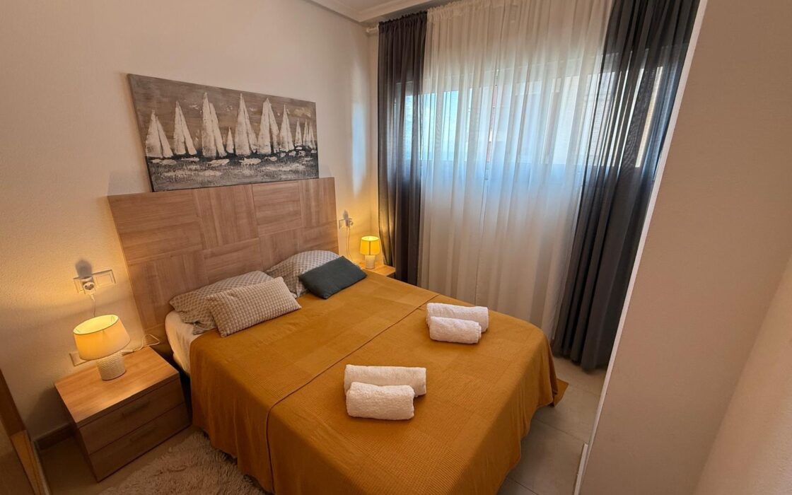 Апартаменты 55 кв.м в Торревьехе, 200 м до моря