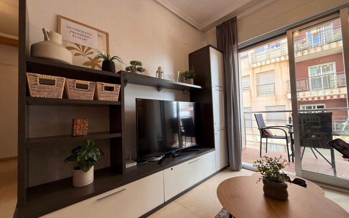 Апартаменты 55 кв.м в Торревьехе, 200 м до моря