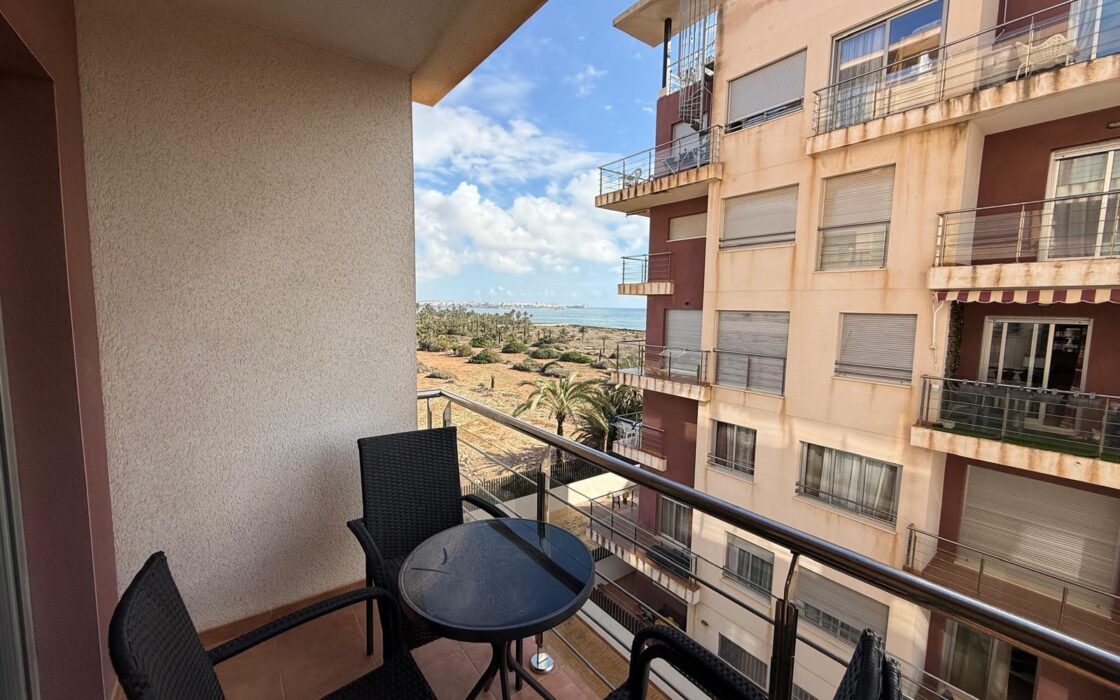 Апартаменты 55 кв.м в Торревьехе, 200 м до моря