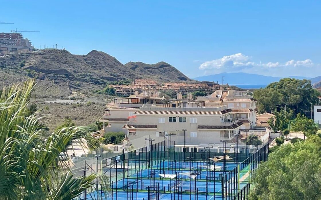 Квартира в Агилесе 96 кв.м с 2 спальнями у моря