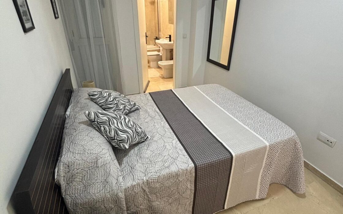 Апартаменти 67 кв.м в Бенідормі з терасою біля моря