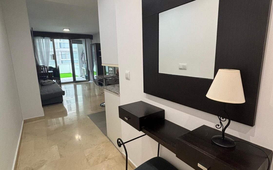 Апартаменти 67 кв.м в Бенідормі з терасою біля моря