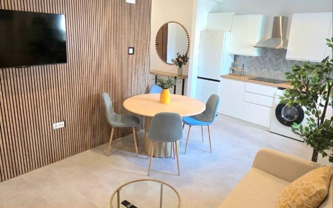 Апартаменты в Овьедо 87 кв.м с террасой и лифтом