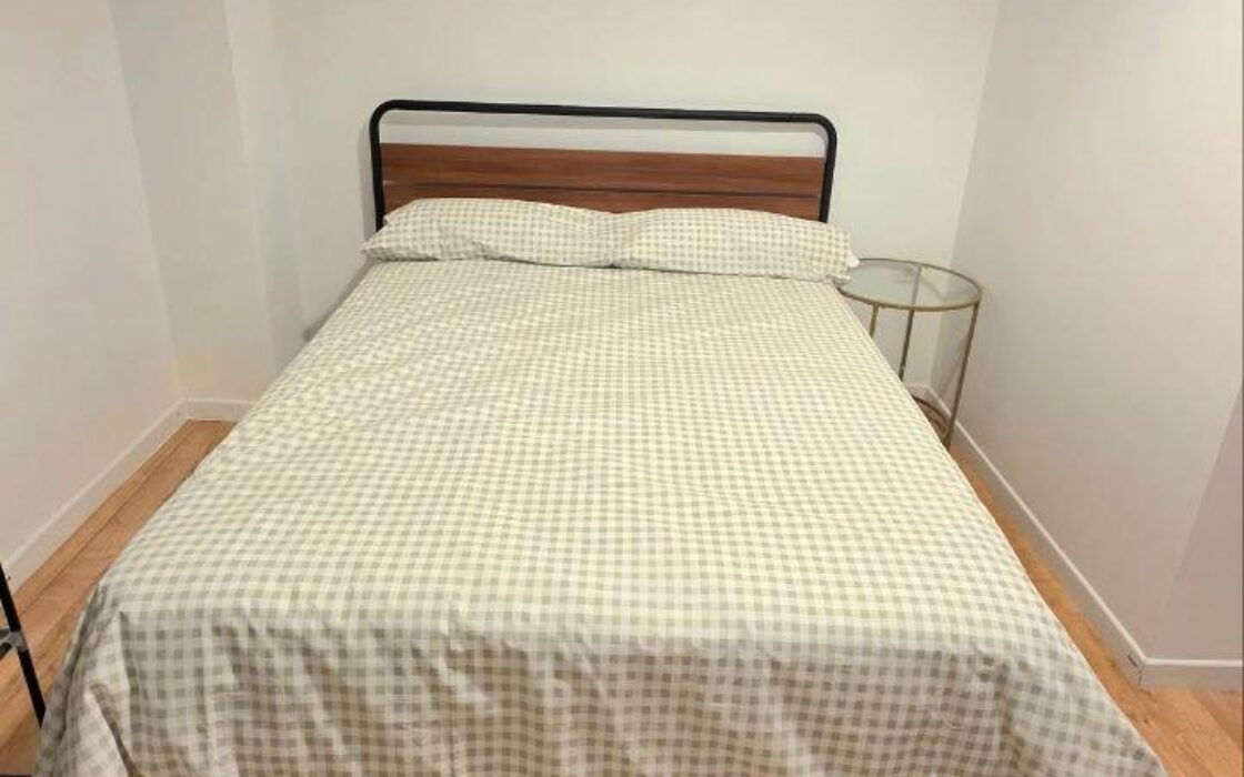 Апартаменты в Овьедо 87 кв.м с террасой и лифтом