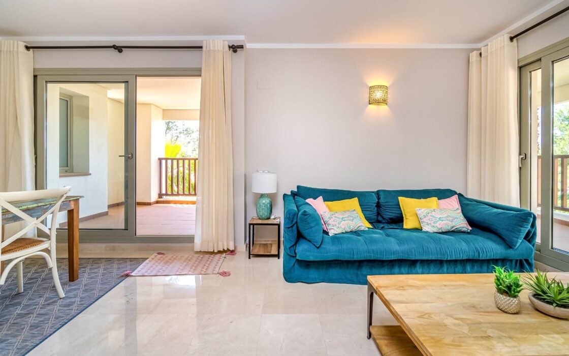 Продаётся Апартамент в Ориуэле 191 кв.м с террасой и бассейном