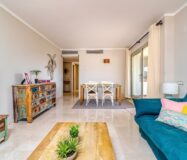 Продаётся Апартамент в Ориуэле 191 кв.м с террасой и бассейном