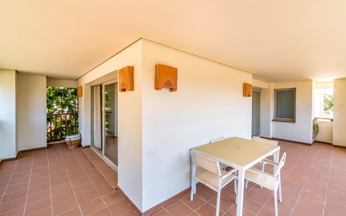 Продаётся Апартамент в Ориуэле 191 кв.м с террасой и бассейном