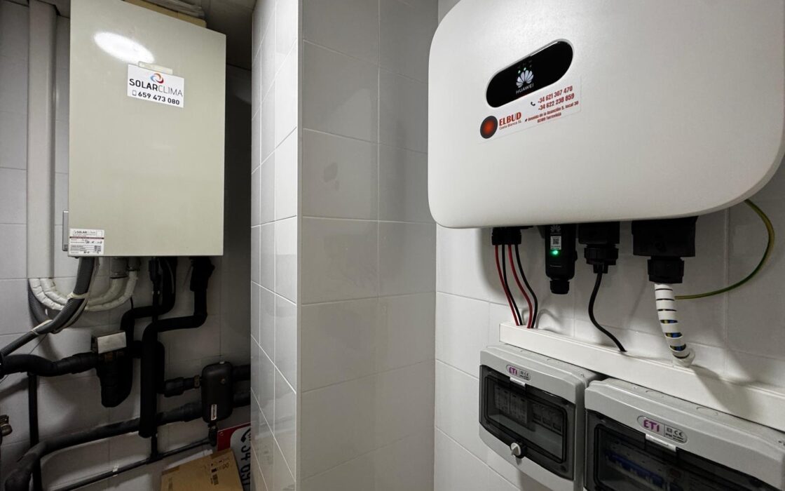 Вілла з панорамним видом на море в Ориуела Коста 349 кв.м