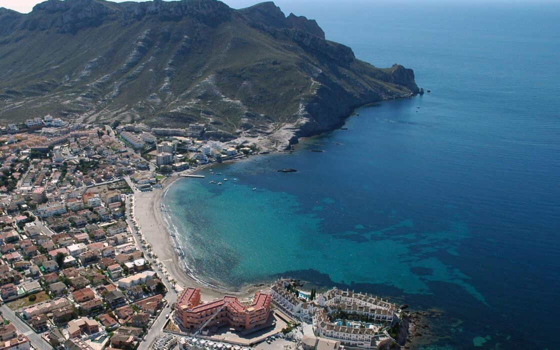 Квартира 106 кв.м з терасою в Колладос, 500 м до моря