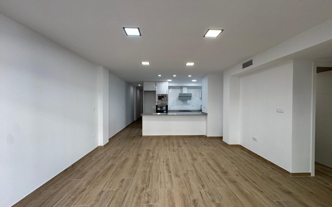 Квартира у пляжа Ла Мата с видом на море 105 кв.м 3 спальни