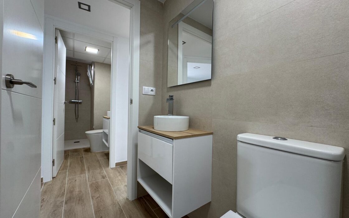 Квартира у пляжа Ла Мата с видом на море 105 кв.м 3 спальни