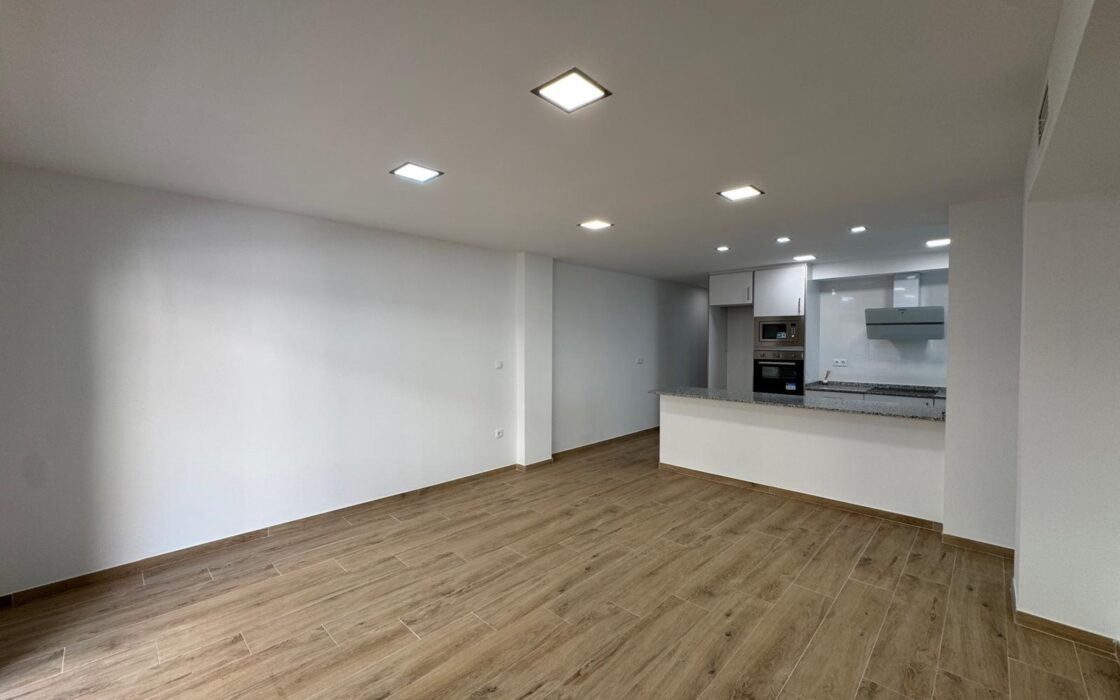 Квартира у пляжа Ла Мата с видом на море 105 кв.м 3 спальни