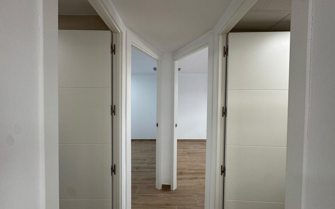 Квартира у пляжа Ла Мата с видом на море 105 кв.м 3 спальни