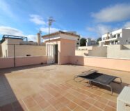 Вилла в Ориуэла Коста с террасой 120 кв.м, 5 комнат