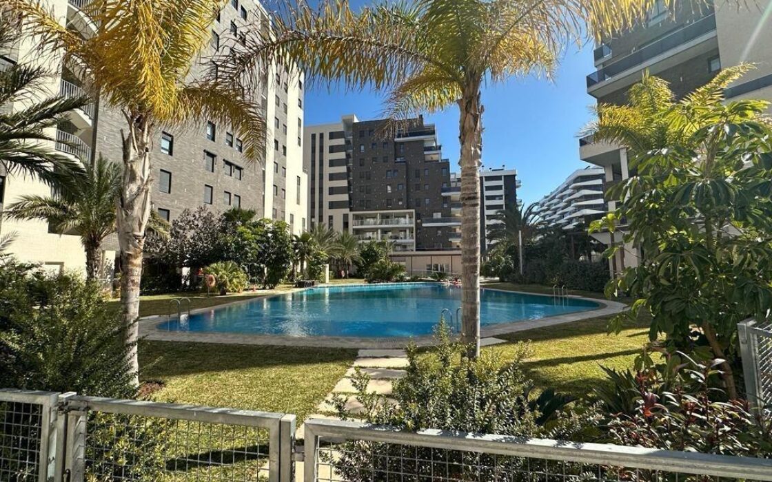 Продаются Апартаменты в Аликанте у Моря 100 кв.м с Террасой