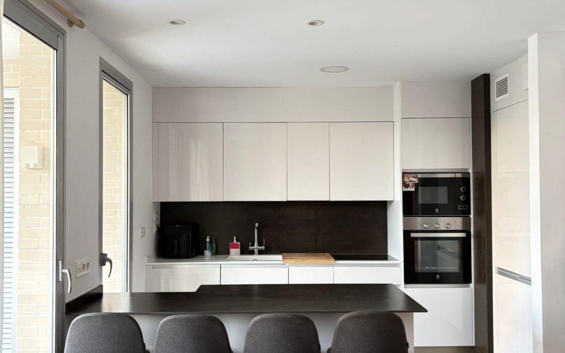 Продаются Апартаменты в Аликанте у Моря 100 кв.м с Террасой