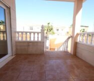 Будинок в Оріуела Коста 195 кв.м з терасою та близько до моря