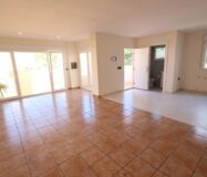 Будинок в Оріуела Коста 195 кв.м з терасою та близько до моря