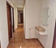 Апартаменты в Mieres 92 кв.м с балконом и 4 комнатами