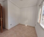 Дом в Ориуэле 76 кв.м с террасой в 3 км от моря